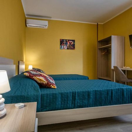 Bacco E Barocco Bed & Breakfast Лече Екстериор снимка