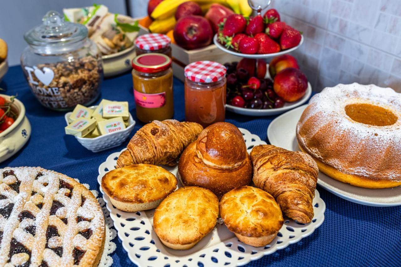 Bacco E Barocco Bed & Breakfast Лече Екстериор снимка