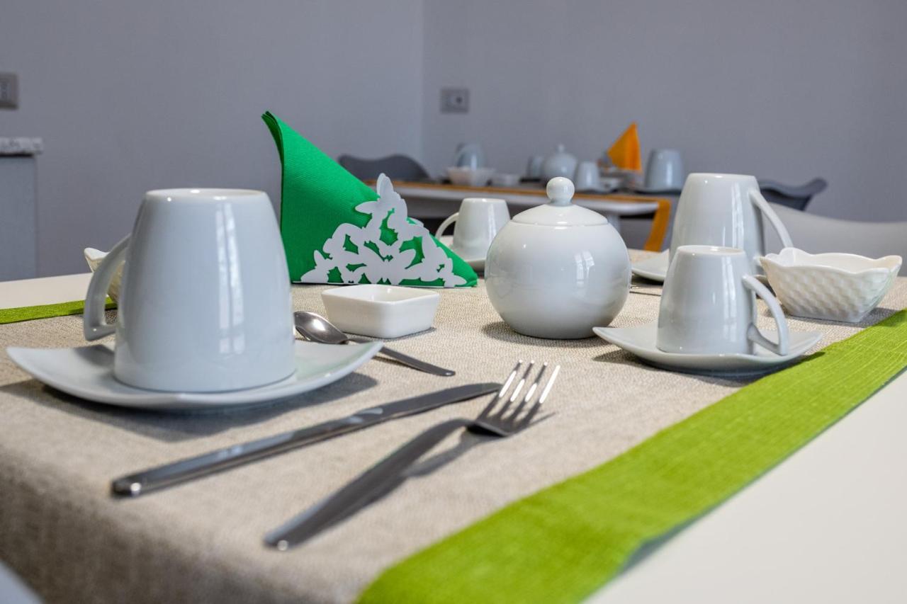 Bacco E Barocco Bed & Breakfast Лече Екстериор снимка